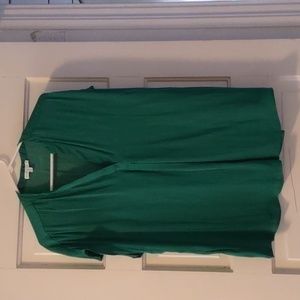 Maison d'Amelie size Large green silky top